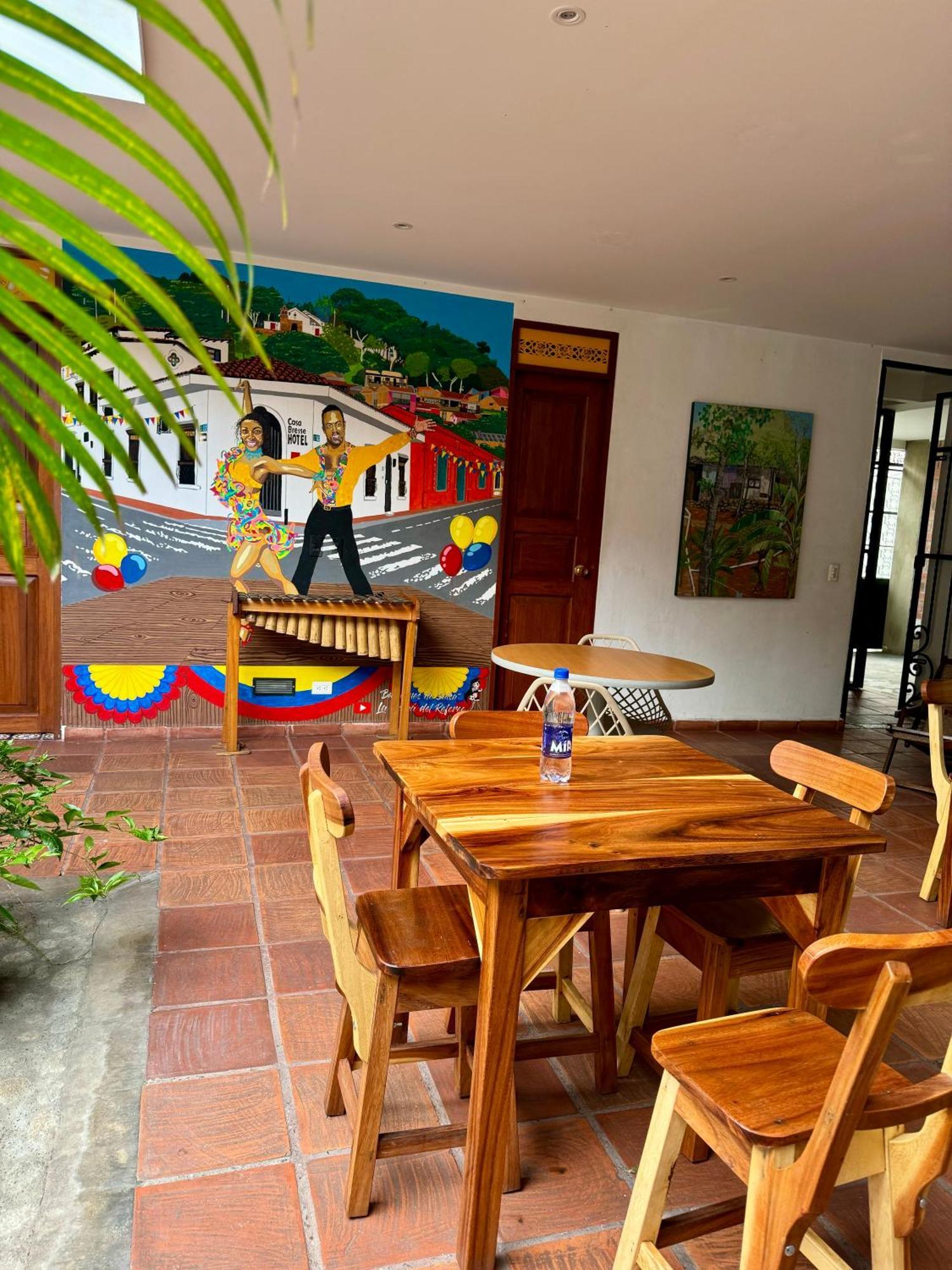 Hotel Casa Bresse Cali Kültér fotó